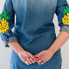 Pineapple elbow patch embroidery. Embroider, Creativit, Fashion Design, Arts, and Crafts project by Gaia Segattini - 08.02.2021
