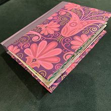 My project in Interactive Pop-up Books: Create a Paper World course. Un proyecto de Artesanía, Diseño editorial, Papercraft, Encuadernación y Creatividad con niños de Lauren Schauf - 04.08.2021
