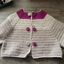 Mi Proyecto del curso:  Top-down: prendas a crochet de una sola pieza. Fashion Design, Fiber Arts, DIY, Crochet, Arts, and Crafts project by Sandy Cabello - 08.03.2021