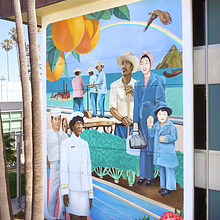 California Immigrants mural on Oxnard City Hall. Fine Arts, Painting, Traditional illustration, and Street Art project by Celeste Byers - 08.04.2021