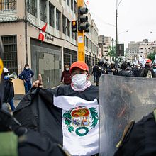 Protestas y divisiones sociales en Perú  Ein Projekt aus dem Bereich Fotografie, Bildbearbeitung, Außenfotografie und Dokumentarfotografie von Diego Betancourt - 05.08.2021