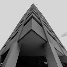 Verticalidad y Horizontalidad en la Fotografía Urbana. Un projet de Photographie, Architecture, Photographie extérieure , et Photographie d'architecture de Jesús Antonio Sánchez Jiménez - 03.08.2021
