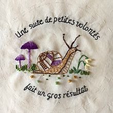 L'escargot: My project in Embroidery Techniques: Illustrating with Needle and Thread course. Embroider project by Laura Jacquemond - 08.07.2021