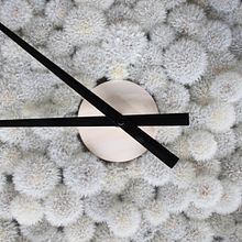 Dandelion Clock . Design, Arts, Crafts, and Concept Art project by Olga Prinku - 08.07.2021