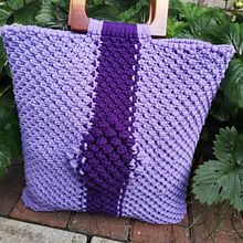 My project in Design and Creation of Macramé Handbags course. Design, Accessor, Design, Arts, Crafts, Sewing, Fiber Arts, and Macramé project by Guna Kreslina - 08.09.2021