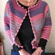 My project in  Top-Down: One-Piece Crocheted Garments  course. Fashion Design, Fiber Arts, DIY, and Crochet project by Lyn Rowe - 08.10.2021