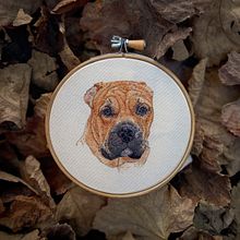 Holifild . Bordado, Artesanato, Artes plásticas, Desenho e Ilustração tradicional projeto de Raissa Russo - 13.08.2021