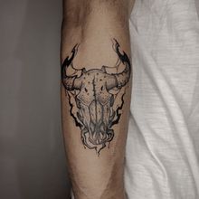 Mi Proyecto del curso: Tatuaje para principiantes. Tattoo Design project by Carlos Bueno Rodríguez - 08.18.2021