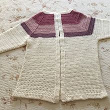 Mi Proyecto del curso:  Top-down: prendas a crochet de una sola pieza. Un projet de St, lisme, Art textile, DIY , et Crochet de cherrezuelo - 21.08.2021