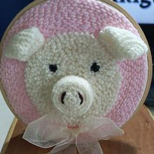 Mi Proyecto del curso: Punch needle y crochet: crea personajes únicos Ein Projekt aus dem Bereich H, werk, Spielzeugdesign, Stickerei, Weben, DIY, Crochet und Punch needle von Alixnery Lobo Vargas - 22.08.2021