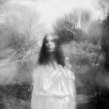 La espiral de la infancia. Photograph, Stor, telling, Fine-Art Photograph, Narrative, Outdoor Photograph, Photo Retouching, Portrait Photograph, Costume Design, and Photographic Composition project by Andrea Torres Sánchez - 08.22.2021