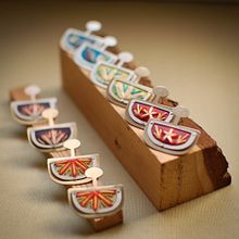 Aros y collares bordados. Un progetto di Design, Design di gioielli, Ricamo e Artigianato di Pimienta Joyería - 26.08.2021