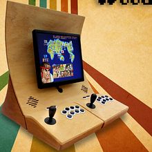 WoodCade - Fliperama rústico com controle removível. Design, Furniture Design, Making, Industrial Design, Product Design, To, Design, and Creativit project by Renan Romão - 05.25.2016