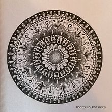 Mi Proyecto del curso: El arte de dibujar mandalas: crea patrones geométricos. Un proyecto de Dibujo e Ilustración con tinta de Marcela Pacheco Weber - 27.08.2021