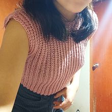 Mi Proyecto del curso: Croptop? con una sola aguja. Un proyecto de Diseño de moda, Tejido, DIY y Crochet de Luz Zsm - 27.08.2021