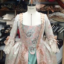 Broderie - Opéra. Sewing, Embroider, Arts, and Crafts project by Zélia Smith - 08.31.2021