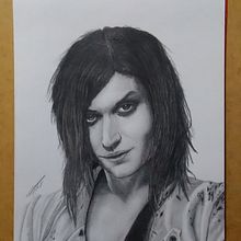 Retrato de Cristina Scabbia . Traditional illustration, Fine Arts, Sketching, Pencil Drawing, Drawing, Portrait Drawing, Realistic Drawing, Artistic Drawing, and Figure Drawing project by arturo_antoniomf - 03.28.2020