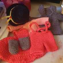 Mi Proyecto del curso: Amigurumi: diseño de ropa, pelo y complementos. Un progetto di Artigianato, Design di giocattoli, Fiber Art, Uncinetto e Amigurumi di Ana Silvia Galvez Gurrion - 04.09.2021