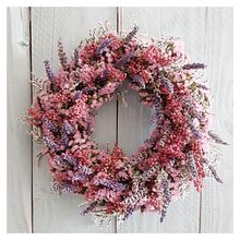 PRIMA GHIRLANDA. Un projet de Artisanat, Créativité , et Art floral et végétal de Roberta Santilli - 06.09.2021