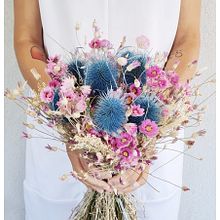 BOUQUET SPOSA CON FIORI SECCHI. Un projet de Artisanat, Créativité, Design  , et Art floral et végétal de Roberta Santilli - 06.09.2021