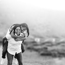 Mi Proyecto del curso: Fotografía de boda: sesión de pareja. Un proyecto de Fotografía, Fotografía de retrato, Fotografía documental y Composición fotográfica de Wendy Espinoza - 10.09.2021