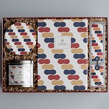 My project in Creative Patterns for Graphic Design course. Un projet de Design , Illustration traditionnelle, Conception de produits , et Création de motifs de Maryam Atta - 10.09.2021
