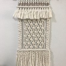 Mi Proyecto del curso: Introducción al macramé: creación de un tapiz decorativo. Accessor, Design, Arts, Crafts, Interior Design, Decoration, Fiber Arts, and Macramé project by soledad.sandoval - 09.10.2021