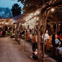 Pub Ranchito de Huechuraba. Un proyecto de Fotografía, Publicidad e Ilustración tradicional de carlos cortes - 30.08.2021