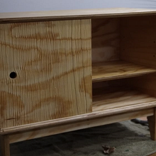 My project in Furniture Design and Construction for Beginners course . Arts, Crafts, Furniture Design, Making, Interior Design, DIY, and Woodworking project by Logan Christiansen - 09.08.2021