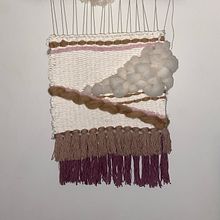 Mi Proyecto del curso: Introducción al tejido en telar de bastidor. Un progetto di Design di accessori, Interior Design e Fiber Art di denigloria - 13.09.2021