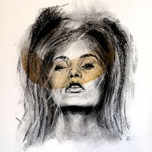 My project in Artistic Charcoal Portraiture: Creating Atmosphere course. Ilustração tradicional, Artes plásticas, Desenho, Desenho de retrato, Desenho realista, e Desenho artístico projeto de Sandra Meyer - 15.09.2021