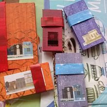 Mini libro Pinceladas de mi Barrio . Traditional illustration project by Marine Hartfiel - 09.18.2021