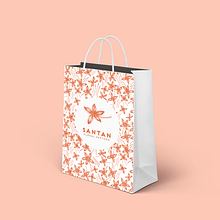 Floral Illustration and Pattern Design. Een project van  Ontwerp, Traditionele illustratie, Grafisch ontwerp, Packaging, Patroonontwerp y  Botanische illustratie van MYC A - 19.09.2021