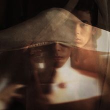 SUBMERSO . Photograph, Photograph, Post-production, Photo Retouching, Portrait Photograph, Studio Photograph, Fine-Art Photograph, Photomontage, and Self-Portrait Photograph project by Lucas Giaretta - 05.08.2021