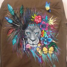 Mi Proyecto del curso: Diseño de moda: pintura y bordado sobre prendas. Projekt z dziedziny  Malarstwo, Projektowanie mod,  Haft, DIY, Upc i cling użytkownika estherbblanco1 - 23.09.2021