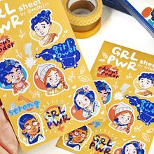 GRL PWR - HOLO sticker sheet. Un proyecto de Ilustración tradicional y Papercraft de Ruth Martínez - 23.09.2021