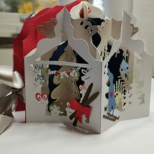 My project in Paper Cutting Illustration: Create Extraordinary Books course. Un projet de Illustration traditionnelle, Conception éditoriale, Papercraft, Stor, telling, Reliure, Illustration jeunesse, DIY , et Narration de Petra Staav - 27.09.2021
