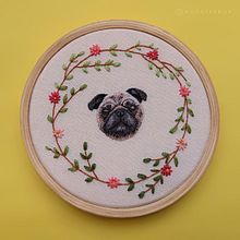 Mini Pug Bordado à mão. Embroider project by Paulo Rezende - 02.28.2021