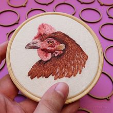 Jéssica, a galinha de estimação. Un proyecto de Bordado de Paulo Rezende - 28.09.2021