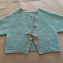 Meu projeto do curso:  Top-down: roupas de crochê sem costura. Projekt z dziedziny Projektowanie mod,  Tkactwo, DIY, Sz i dełkowanie użytkownika Beatriz Cavalcanti Juchem - 01.10.2021