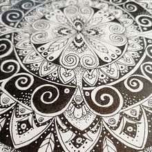 Mein Kursprojekt: Mandalas selber machen: Gestalte geometrische Muster. Drawing & Ink Illustration project by karinhoffmeister - 10.01.2021