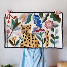 Punch needle cheetah rug Ein Projekt aus dem Bereich Punch needle von Adeline Wang - 12.10.2021