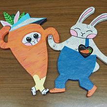 Mi Proyecto del curso: Papel maché para principiantes: esculpe un personaje colorido. Un proyecto de Diseño de personajes, Diseño de juguetes y Art toy de Helena Requesens - 13.10.2021