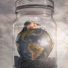Protegiendo mi hogar. Un projet de Photographie, Photomontage et Illustration traditionnelle de Christian Martinez - 14.10.2021