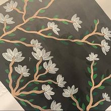 Flores en fondo negro. Un proyecto de Pintura de Jhoanna Neri - 10.09.2021