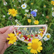 Dried flowers on tulle embroidery necklace . Arts, Crafts, Jewelr, Design, Creativit, Concept Art, Floral, Plant Design, and Botanical Illustration project by Olga Prinku - 10.19.2021