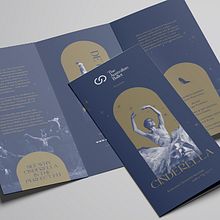 Duotone Brochure Design. Graphic Design, and Digital Design project by Caitlin Conradie - 10.21.2021