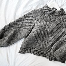 Lines Sweater, Raglanpullover. Design, Fashion Design, DIY, Arts, and Crafts project by Simone Ryan - 10.22.2021