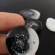 Moon and stars . Accessor, Design, Arts, Crafts, Jewelr, Design, and DIY project by Lucía Galdós - 10.27.2021
