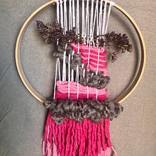 Mi Proyecto del curso: Introducción al tramado textil . Arte și meșteșuguri, Decorațiuni, Arte din fibre, Țesut și Design textil de Abby Villarreal - 10.28.2021